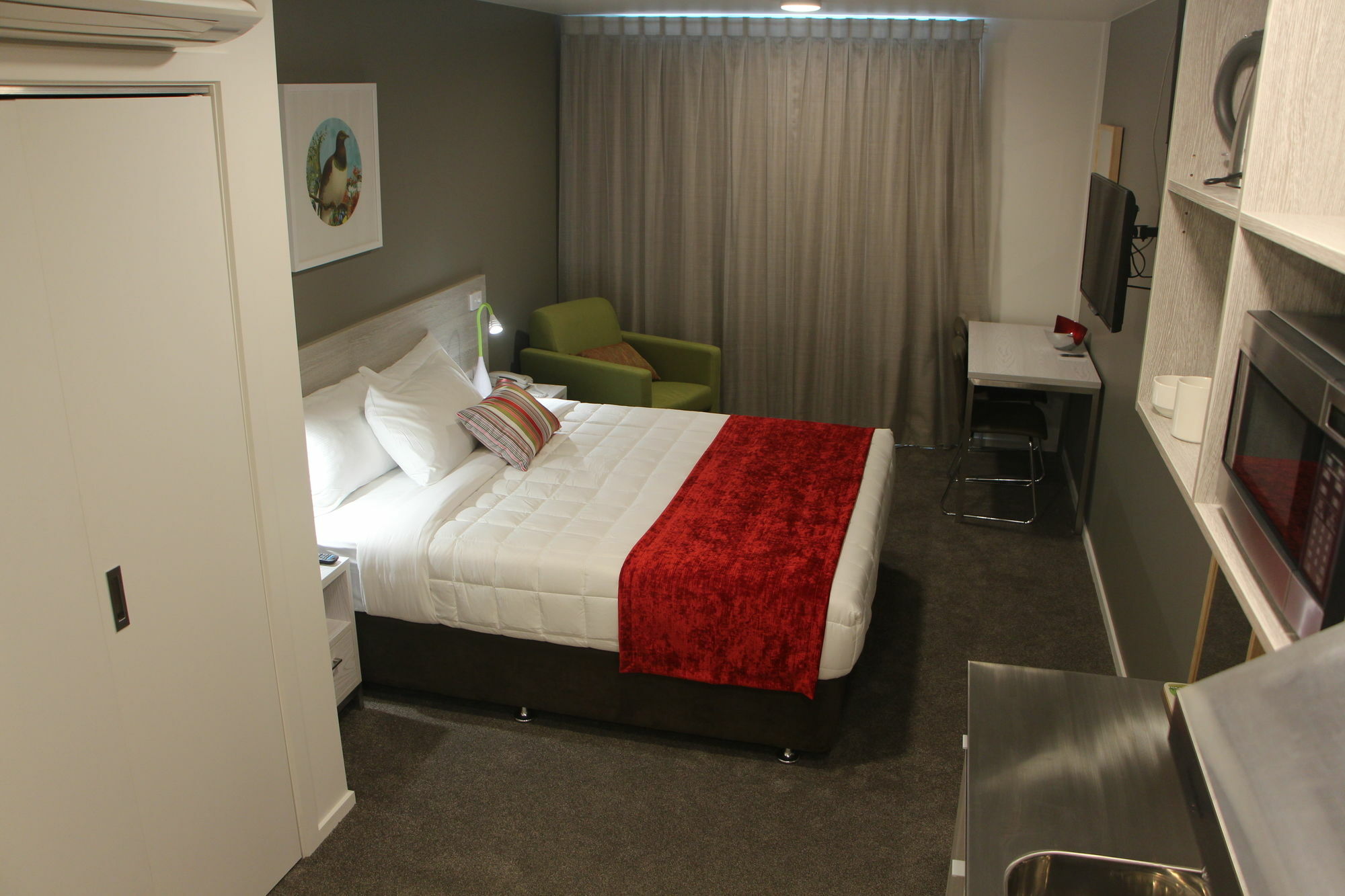 Quest Nelson Aparthotel Exterior photo